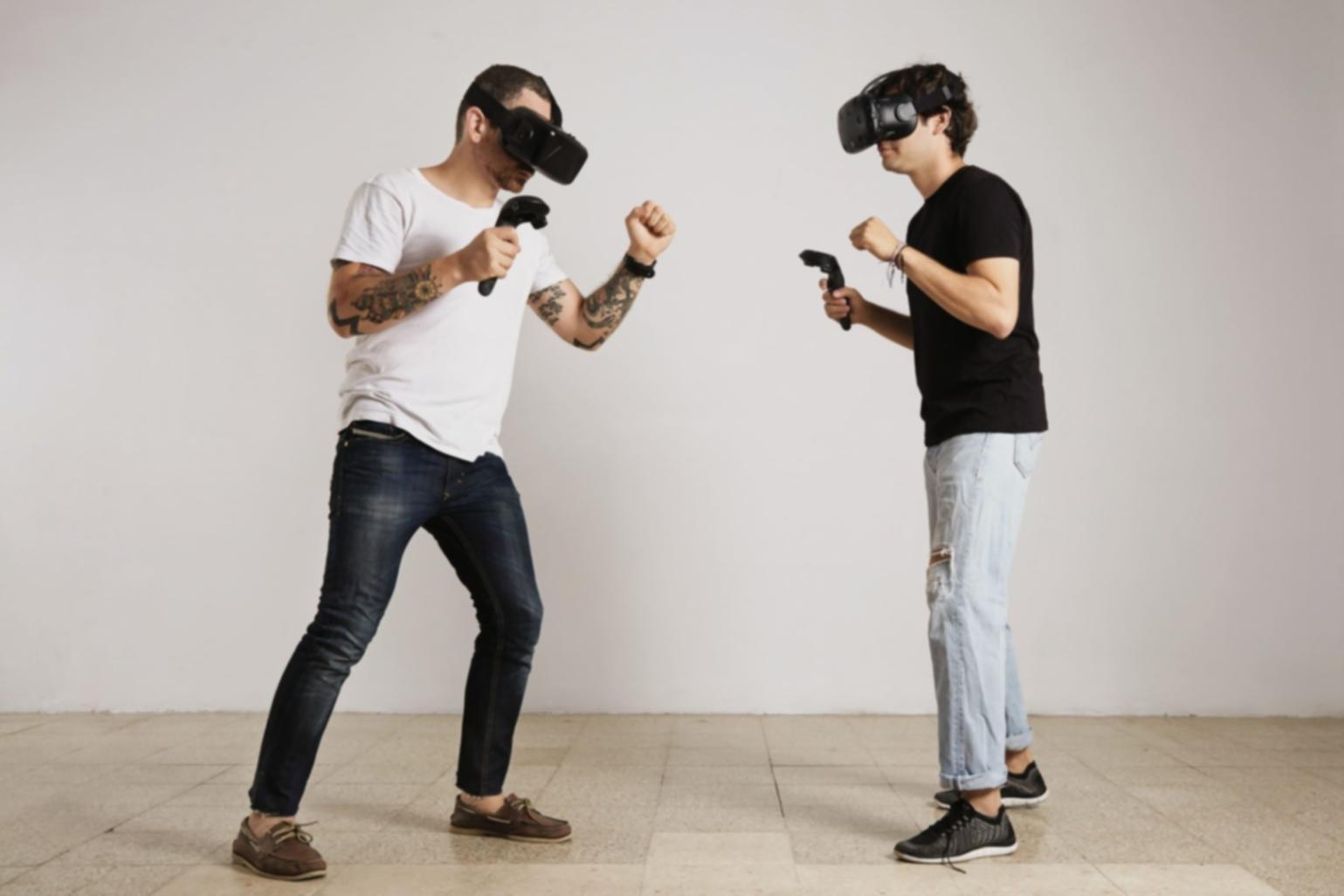 Group learning session with AR/VR course participants