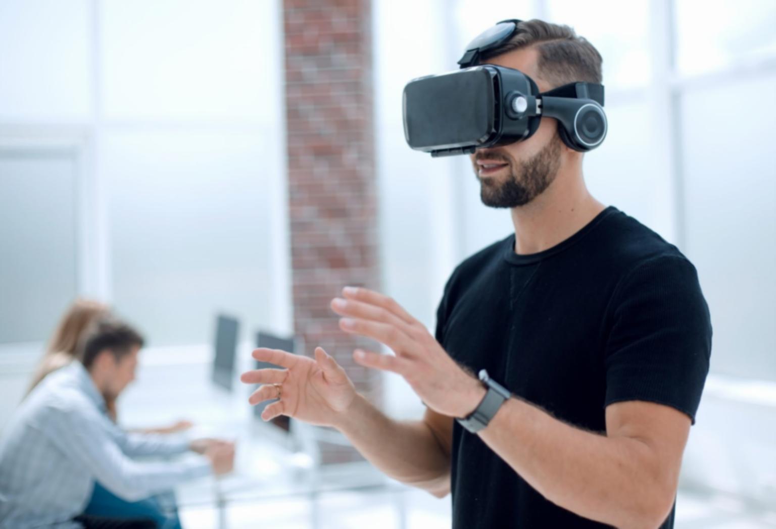 Learner presenting a completed VR environment project